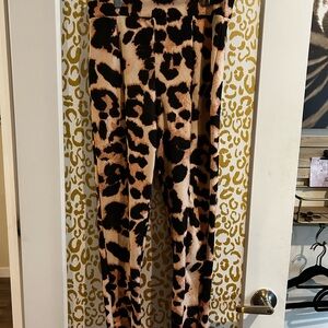 Boohoo Leopard Print Ankle Pants (slim fit)